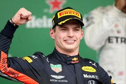 Mùa đua F1 giai đoạn cuối: Hai mặt của Max Verstappen
