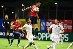 Việt Nam đánh bại Lào 2-0 tại trận ra quân AFF Cup 2020