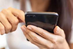 Bạn nên tắt ngay tính năng này để iPhone chạy mượt và tiết kiệm pin hơn