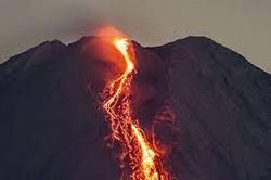 Núi lửa phun trào ở Indonesia, ít nhất 13 người chết