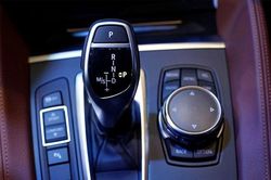 Chức năng số S và B trên xe số tự động có ý nghĩa gì?