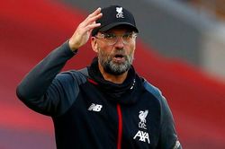 Klopp: 'Tôi sẽ bị đập nếu dùng một đội hình cho mọi trận đấu'