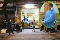 Khống chế bé 7 tuổi làm con tin cướp tiệm vàng ở TP.HCM