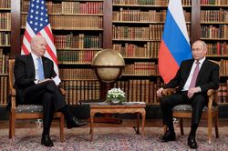 Nội dung thảo luận chính và triển vọng kết quả điện đàm giữa ông Putin và Biden