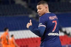 Mbappe để ngỏ khả năng ở lại PSG