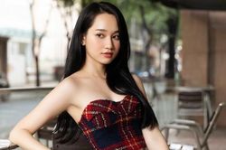 Trúc Anh xin lỗi nhà sản xuất phim