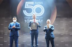 VietinBank vào Top 50 Công ty niêm yết tốt nhất năm 2021 của Forbes Việt Nam