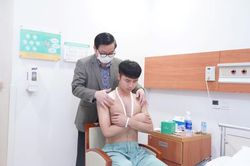 Văn Toản bắt đầu liệu trình phục hồi, nhiều cơ hội bắt kịp SEA Games 31