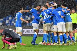 Kết quả lượt 6 vòng bảng Europa League: Leicester xuống chơi ở Conference League