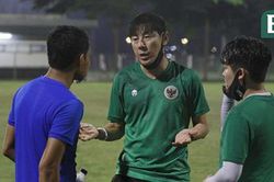 HLV Shin Tae Yong: 'Indonesia phải cải thiện phòng ngự trước Việt Nam và Malaysia'