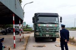 Gần 900 phương tiện vi phạm tải trọng bị xử lý trong tháng 11/2021