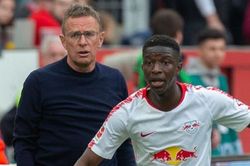 Rangnick rất thích Haidara, Real Madrid gây sốc với Ronaldo