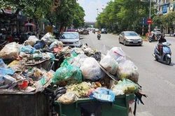 Người dân không phân loại rác sẽ bị từ chối thu gom từ 1-1-2022