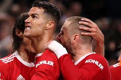Vòng 1/8 Cúp C1 Champions League: MU không thoát khó, Man City, Chelsea tươi cười