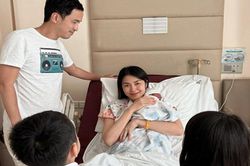 Tăng Thanh Hà khoe ảnh sinh con thứ 3