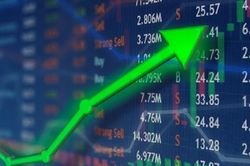 Cổ phiếu vừa và nhỏ nổi sóng lớn, Vn-Index tăng cao