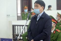 Nguyên Chủ tịch Hà Nội Nguyễn Đức Chung bị tuyên phạt 8 năm tù trong vụ mua Redoxy- 3C