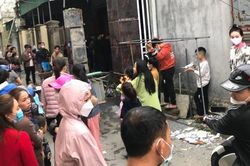 Nghệ An: Ngôi nhà 2 tầng bị hư hỏng nặng vì nổ lớn nghi do chế tạo pháo