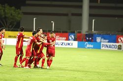 Tuyển Việt Nam thắng không kiêu…