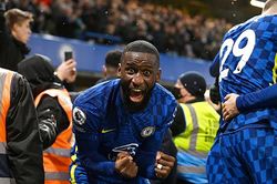 Chelsea: Ba tuyến, tuyến nào cũng có vấn đề