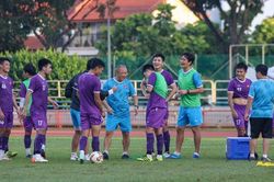 Nhật ký AFF Cup 14/12: Đội tuyển Việt Nam tổn thất lực lượng. Thầy Park thách Indonesia chơi tấn công