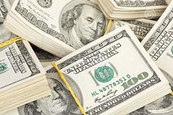 Tỷ giá USD, Euro ngày 14-12: Siết dòng tiền, USD được đà tăng