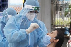 TP.HCM đề ra 8 giải pháp ứng phó với biến chủng Omicron