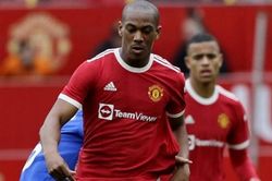 Tin MU 15/12: Chia tay 5 ngôi sao ngay mùa Đông, lộ giải pháp thay Pogba