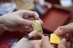 Giảm 200 nghìn mỗi lượng, vàng SJC xuống ngưỡng 61,4 triệu đồng