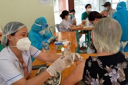 Vì sao nhiều người dân TP. HCM vẫn chưa tiêm vaccine Covid-19?