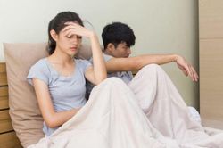 Chàng giả vờ lên đỉnh giúp tôi thỏa mãn