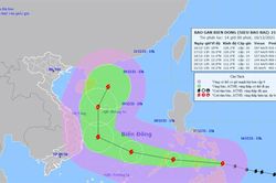 Chiều 16/12, bão Rai mạnh lên cấp 16, giật trên cấp 17
