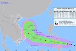 Không khí lạnh tăng cường, bão tiến gần biển Đông