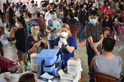 Châu Á lo ngại 'sóng thần Omicron' khi có thêm Philippines, Indonesia và Campuchia ghi nhận ca biến thể mới