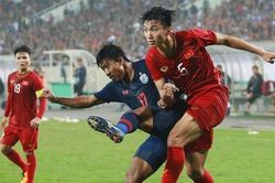 Văn Hậu được thầy Park nhắn nhủ khi đang ở Hàn Quốc