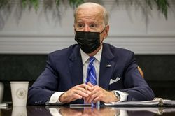 Ông Biden cảnh báo 'mùa đông đen tối' với người chưa tiêm ngừa Covid-19