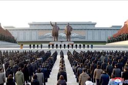 Triều Tiên tưởng niệm 10 năm ngày mất cố lãnh đạo Kim Jong-il