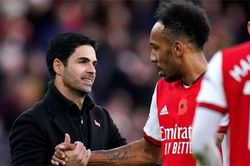 Aubameyang tiếp tục bị Arsenal ghẻ lạnh