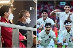 HLV Park Hang-seo chăm chú theo dõi Thái Lan hạ Singapore