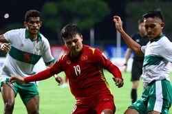 Quang Hải hay nhất trận tuyển Việt Nam 4-0 Campuchia