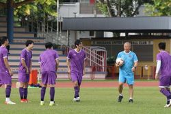 Việt Nam vs Campuchia: Đình Trọng đau cơ, Đức Huy thay thế