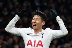 Son Heung-min tỏa sáng giúp Tottenham hòa Liverpool 2-2