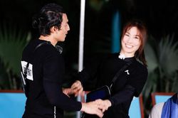Running Man: Nắm tay nhau không rời, Liên Bỉnh Phát bảo vệ Diễm My 9x bằng cả trái tim