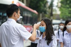 Sau 7 ngày học trực tiếp, TP. HCM ghi nhận 34 F0