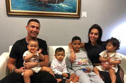 Cristiano Ronaldo đầu tư 7 triệu bảng để mua đất