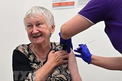 Các nhà khoa học khuyến cáo không tiêm mũi vaccine tăng cường quá sớm
