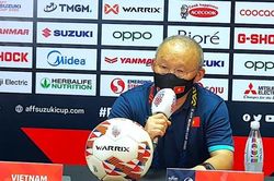 HLV Park Hang Seo không lo lắng khi Mano Polking từng làm HLV tại V-League