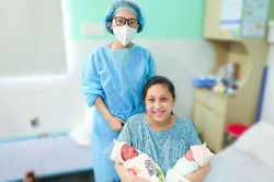 Phẫu thuật lấy song thai thành công cho sản phụ mắc hội chứng Hellp