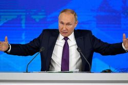Tổng thống Nga V.Putin họp báo cuối năm