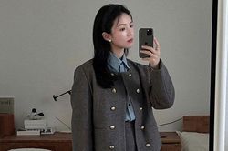 Chỉ với 1 chiếc áo dạ dáng ngắn, quý cô Hàn Quốc này đã biến hóa được 8 set đồ bắt mắt